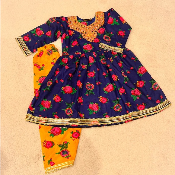 Indian Pakistani girls outfit